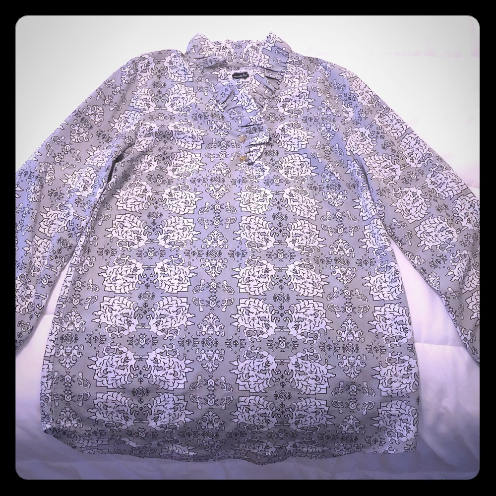 MudPie ruffle neckline tunic top